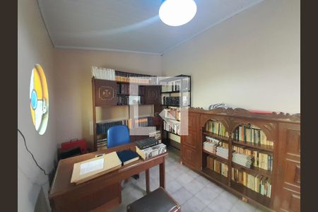 Casa à venda com 356m², 4 quartos e 6 vagas