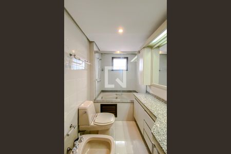 Apartamento para alugar com 132m², 3 quartos e 2 vagas Apartamento para alugar com 132m², 3 quartos e 2 vagasBanheiro Suíte