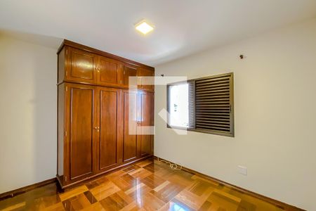 Apartamento para alugar com 132m², 3 quartos e 2 vagas Apartamento para alugar com 132m², 3 quartos e 2 vagasQuarto 3