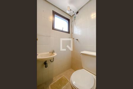 Apartamento para alugar com 132m², 3 quartos e 2 vagas Apartamento para alugar com 132m², 3 quartos e 2 vagasBanheiro de Serviço