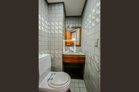 Apartamento para alugar com 132m², 3 quartos e 2 vagas Apartamento para alugar com 132m², 3 quartos e 2 vagasLavabo