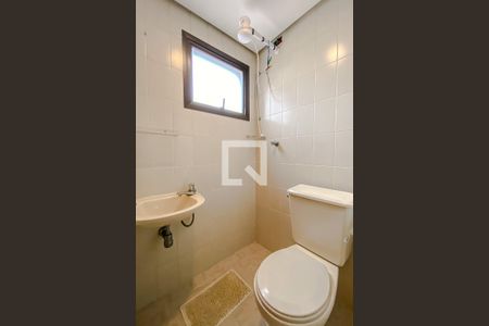 Apartamento para alugar com 132m², 3 quartos e 2 vagas Apartamento para alugar com 132m², 3 quartos e 2 vagasBanheiro de Serviço