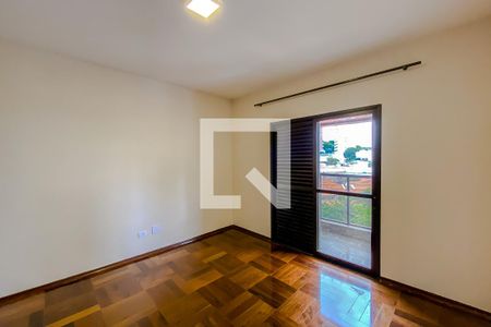 Apartamento para alugar com 132m², 3 quartos e 2 vagas Apartamento para alugar com 132m², 3 quartos e 2 vagasSuíte