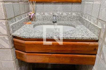 Apartamento para alugar com 132m², 3 quartos e 2 vagas Apartamento para alugar com 132m², 3 quartos e 2 vagasLavabo