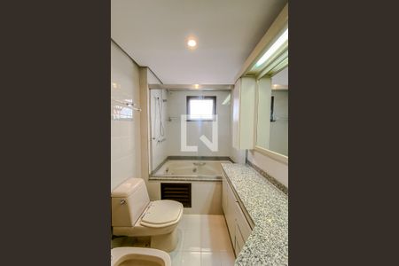 Apartamento para alugar com 132m², 3 quartos e 2 vagas Apartamento para alugar com 132m², 3 quartos e 2 vagasBanheiro Suíte