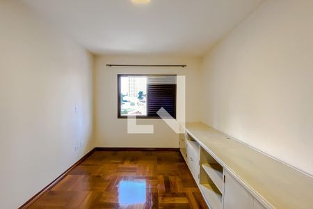 Apartamento para alugar com 132m², 3 quartos e 2 vagas Apartamento para alugar com 132m², 3 quartos e 2 vagasQuarto 2