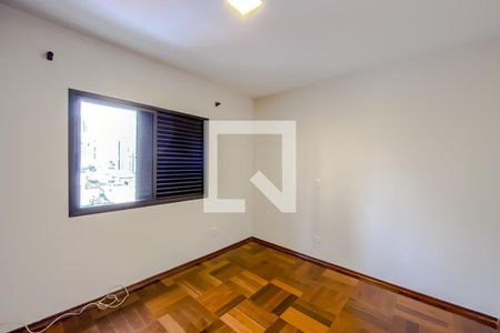 Apartamento para alugar com 132m², 3 quartos e 2 vagas Apartamento para alugar com 132m², 3 quartos e 2 vagasQuarto 3