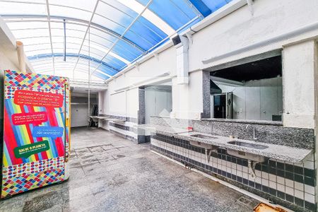 Apartamento à venda com 500m², 4 quartos e 8 vagas Apartamento à venda com 500m², 4 quartos e 8 vagasCozinha