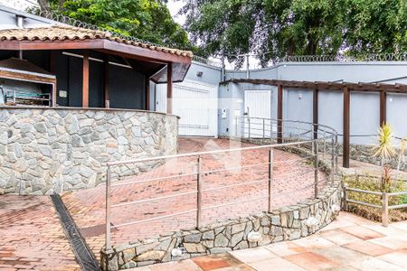 Apartamento à venda com 500m², 4 quartos e 8 vagas Apartamento à venda com 500m², 4 quartos e 8 vagasEntrada