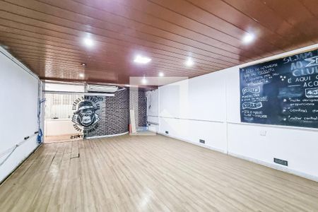 Apartamento à venda com 500m², 4 quartos e 8 vagas Apartamento à venda com 500m², 4 quartos e 8 vagasSalão de jogos