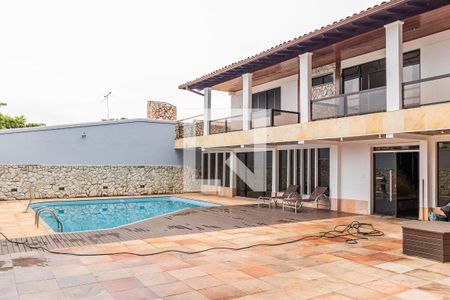 Apartamento à venda com 500m², 4 quartos e 8 vagas Apartamento à venda com 500m², 4 quartos e 8 vagasÁrea Externa