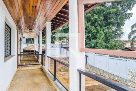 Apartamento à venda com 500m², 4 quartos e 8 vagas Apartamento à venda com 500m², 4 quartos e 8 vagasVaranda