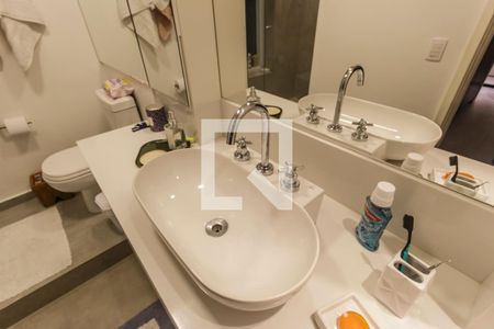 Apartamento para alugar com 77m², 1 quarto e 1 vaga Apartamento para alugar com 77m², 1 quarto e 1 vagaDetalhe do Banheiro da Suite