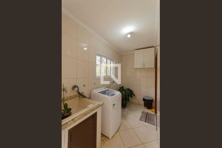 Casa à venda com 148m², 3 quartos e 2 vagas Casa à venda com 148m², 3 quartos e 2 vagasÁrea de Serviço