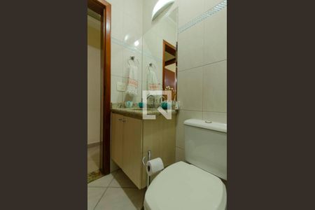 Casa à venda com 148m², 3 quartos e 2 vagas Casa à venda com 148m², 3 quartos e 2 vagasBanheiro 2