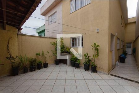 Casa à venda com 148m², 3 quartos e 2 vagas Casa à venda com 148m², 3 quartos e 2 vagasQuintal