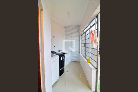 Casa à venda com 168m², 3 quartos e 8 vagasÁrea de Serviço