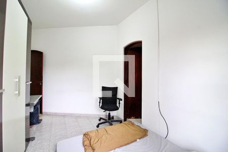 Casa à venda com 168m², 3 quartos e 8 vagasSuíte 3