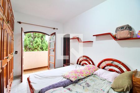 Casa à venda com 168m², 3 quartos e 8 vagasSuíte 2