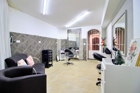 Casa à venda com 168m², 3 quartos e 8 vagasGaragem