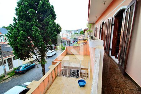 Casa à venda com 168m², 3 quartos e 8 vagasVaranda