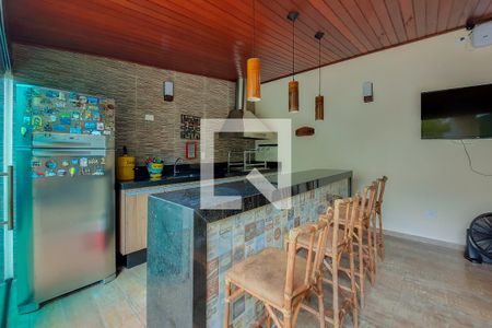 Casa à venda com 256m², 3 quartos e 4 vagasVaranda Gourmet