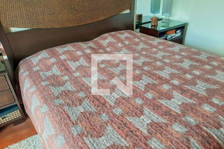 Casa à venda com 256m², 3 quartos e 4 vagasSuíte 3