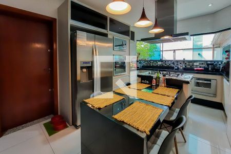 Casa à venda com 256m², 3 quartos e 4 vagasCozinha