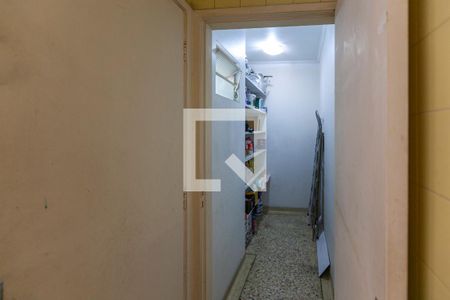 Casa à venda com 360m², 3 quartos e 4 vagas Casa à venda com 360m², 3 quartos e 4 vagasDespensa