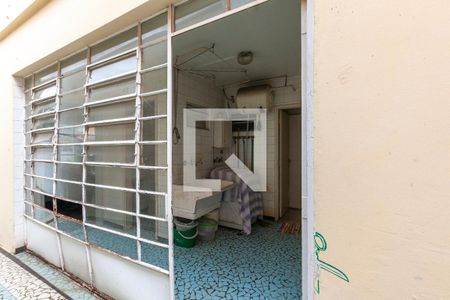 Casa à venda com 360m², 3 quartos e 4 vagas Casa à venda com 360m², 3 quartos e 4 vagasÁrea de Serviço