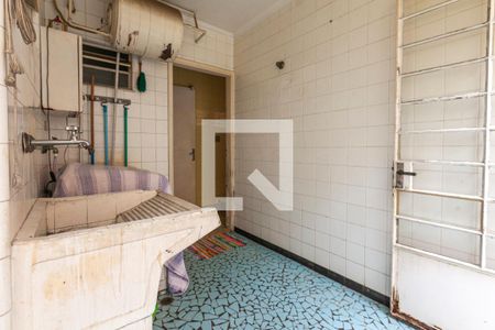 Casa à venda com 360m², 3 quartos e 4 vagas Casa à venda com 360m², 3 quartos e 4 vagasÁrea de Serviço