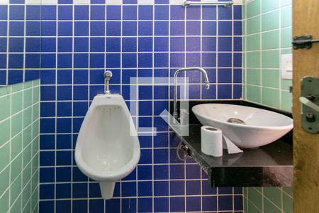 Casa à venda com 400m², 4 quartos e 3 vagasBanheiro