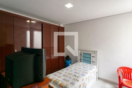 Casa à venda com 400m², 4 quartos e 3 vagasQuarto 2