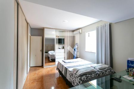 Casa à venda com 400m², 4 quartos e 3 vagasQuarto Suíte