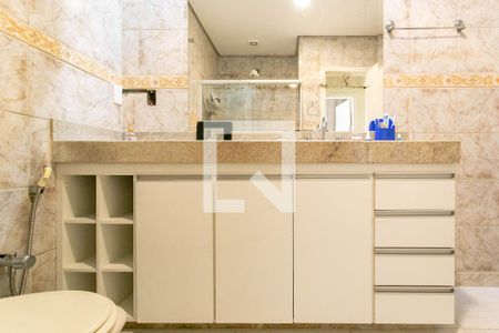 Casa à venda com 400m², 4 quartos e 3 vagasBanheiro Social