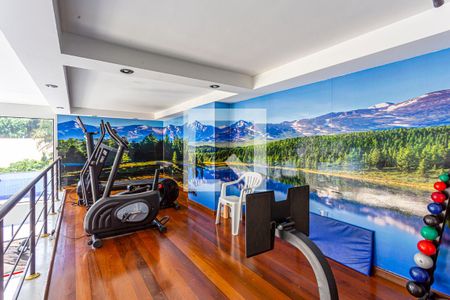 Apartamento à venda com 178m², 4 quartos e 3 vagas Apartamento à venda com 178m², 4 quartos e 3 vagasÁrea comum - Academia e Salão de Jogos