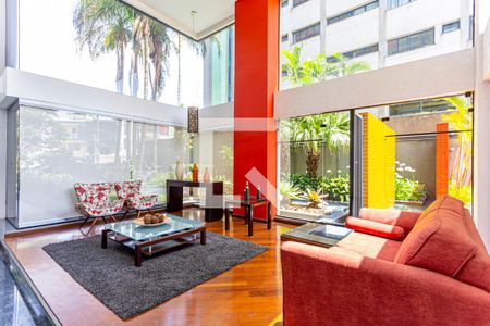 Apartamento à venda com 178m², 4 quartos e 3 vagas Apartamento à venda com 178m², 4 quartos e 3 vagasÁrea comum - Hall Social