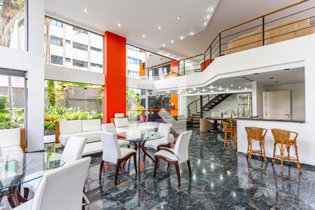 Apartamento à venda com 178m², 4 quartos e 3 vagas Apartamento à venda com 178m², 4 quartos e 3 vagasÁrea comum - Salão de festas