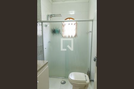 Casa à venda com 217m², 4 quartos e 6 vagasBanheiro da suíte