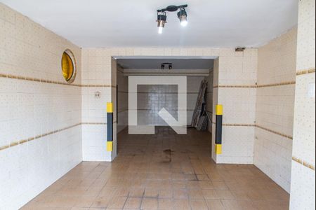 Casa à venda com 217m², 4 quartos e 6 vagasGaragem