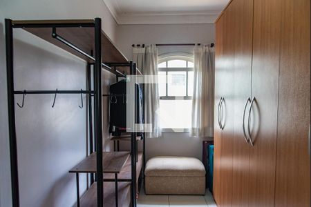 Casa à venda com 217m², 4 quartos e 6 vagasQuarto 4/closet