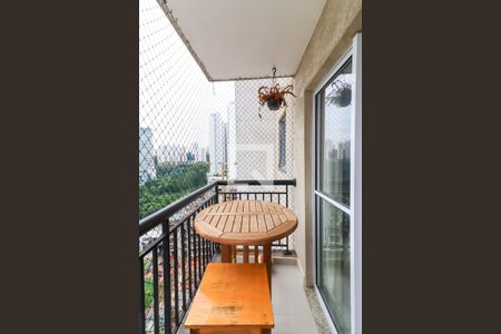 Sacada de apartamento à venda com 2 quartos, 51m² em Jardim Caboré, São Paulo