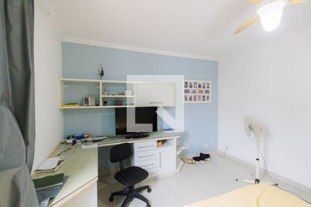 Casa de condomínio à venda com 210m², 4 quartos e 2 vagas Casa de condomínio à venda com 210m², 4 quartos e 2 vagasSuíte 3