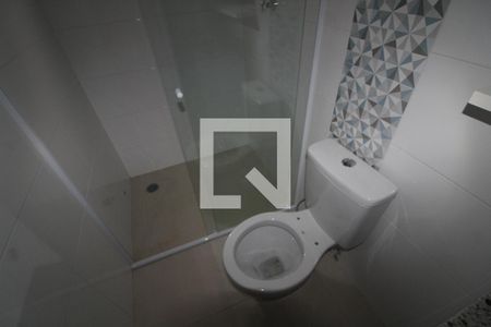 Banheiro de apartamento para alugar com 2 quartos, 55m² em Vila Alpina, São Paulo