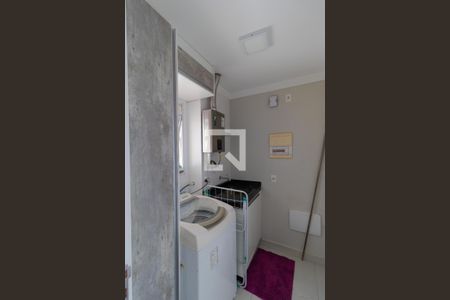 Apartamento à venda com 94m², 3 quartos e 3 vagas Apartamento à venda com 94m², 3 quartos e 3 vagasÁrea de Serviço