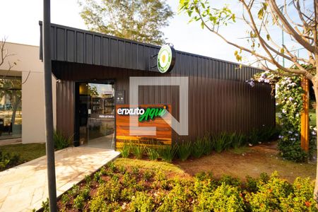 Apartamento à venda com 94m², 3 quartos e 3 vagas Apartamento à venda com 94m², 3 quartos e 3 vagasÁrea Comum - Mini Mercado