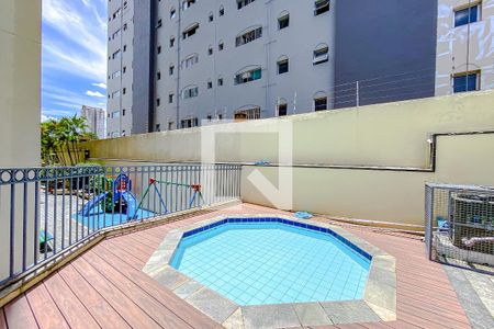 Apartamento à venda com 74m², 3 quartos e 1 vagaÁrea comum - Piscina