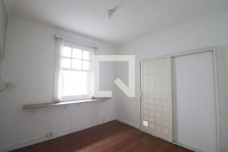 Casa à venda com 160m², 3 quartos e 2 vagasQuarto 3