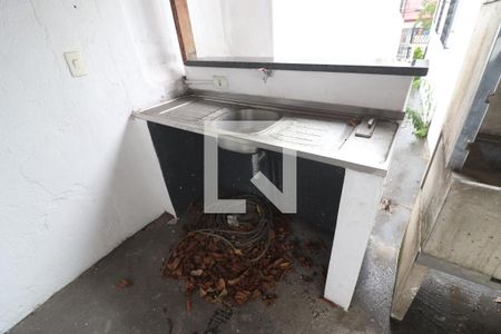 Casa à venda com 160m², 3 quartos e 2 vagasÁrea de Serviço