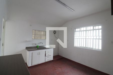 Casa à venda com 160m², 3 quartos e 2 vagasCozinha 